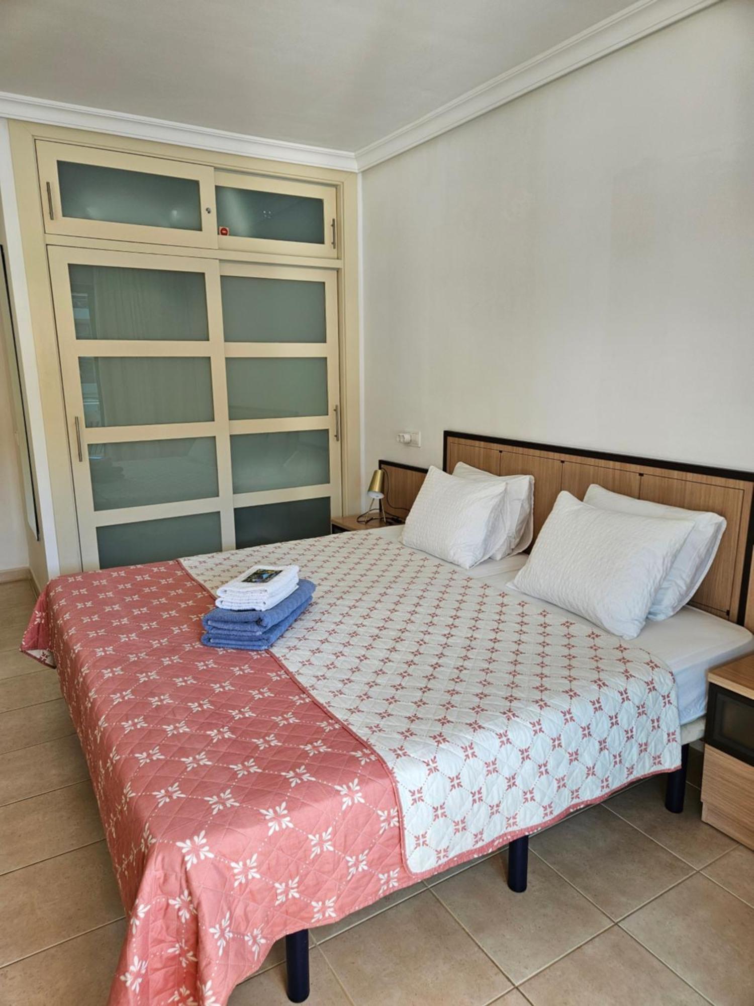 Ocean Breeze Apartment ปัวร์โตเดซานตีอาโก ภายนอก รูปภาพ